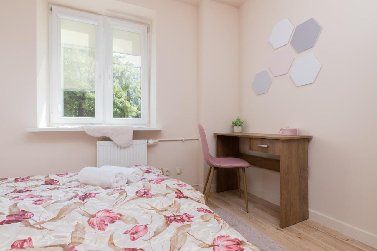 Mokotow Apartments Reytan By Noclegi Renters Warsawa Bagian luar foto